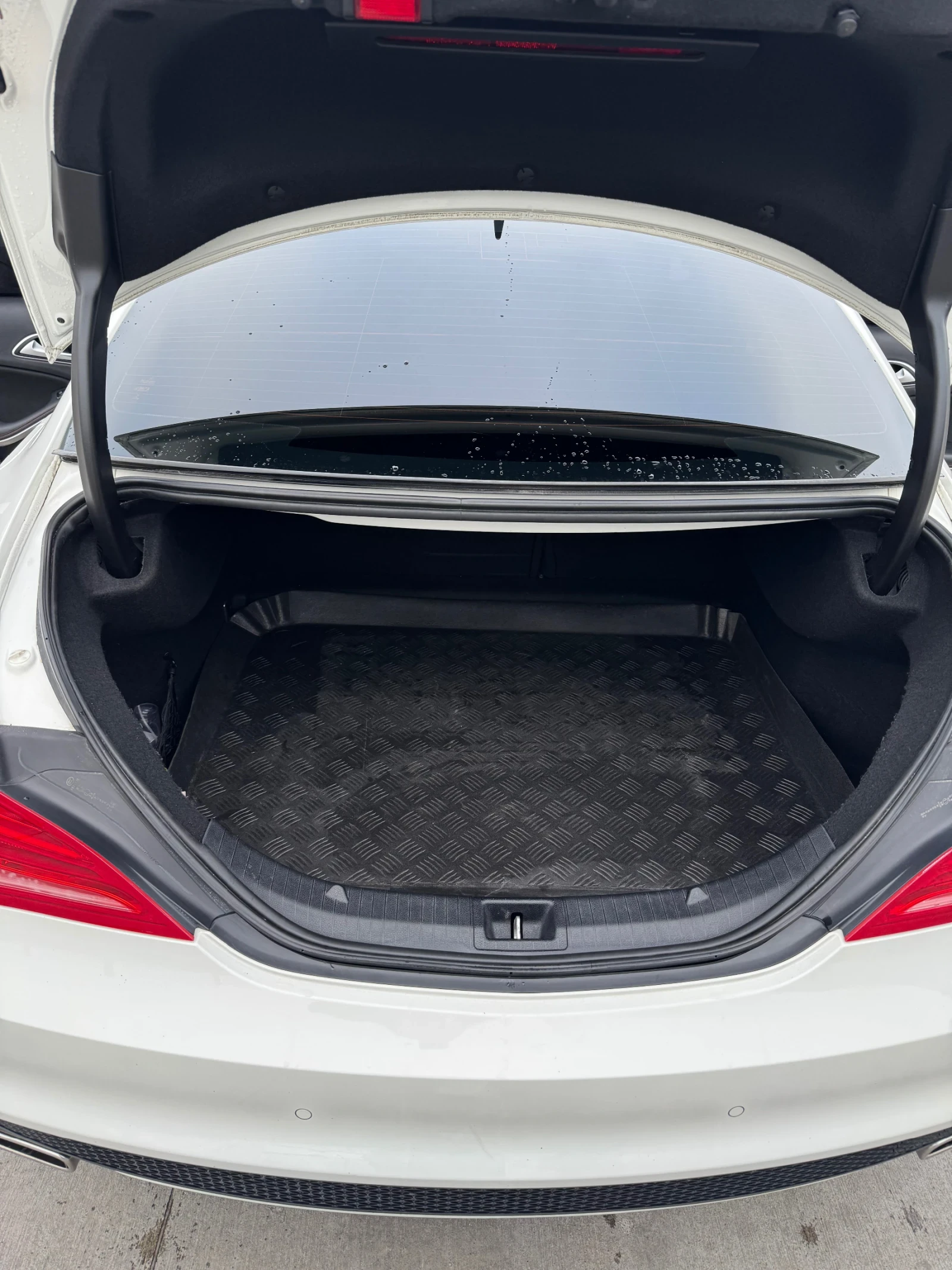 Mercedes-Benz CLA 180 Mercedes CLA 180 AMG Line - изображение 6