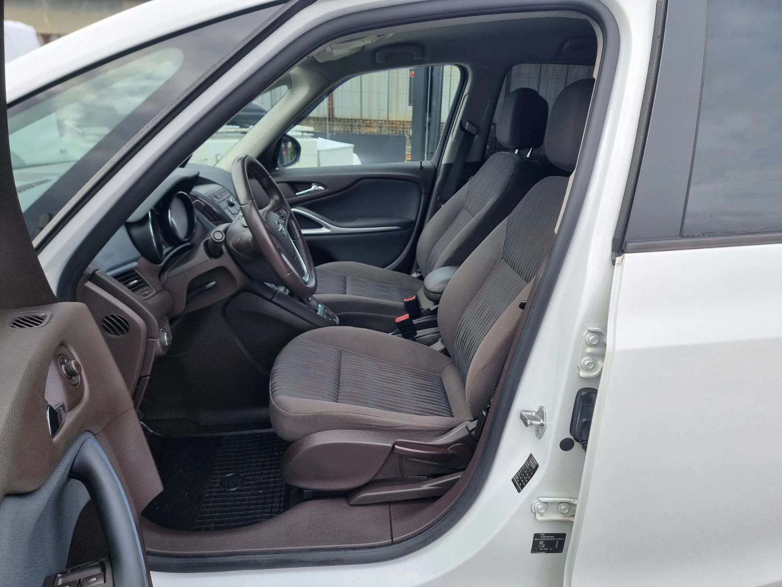 Opel Zafira 1.6 TURBO LPG ����������� | Mobile.bg � ����������� 6