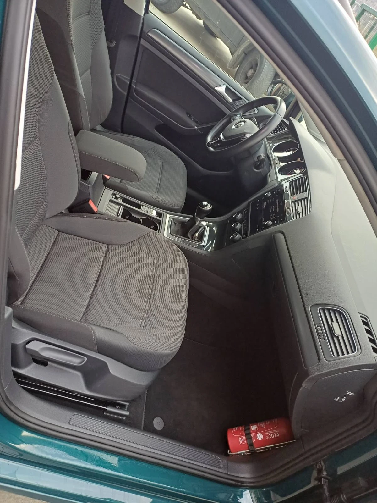 VW Golf TGI Metan, снимка 9 - Автомобили и джипове - 53989013