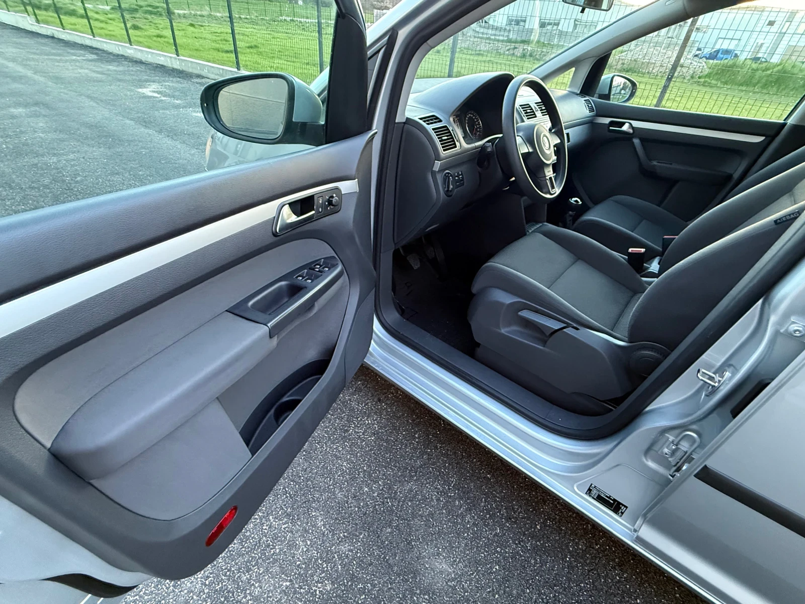 VW Touran 1.6 TDi EURO5 / �������� ������� | Mobile.bg � ����������� 16
