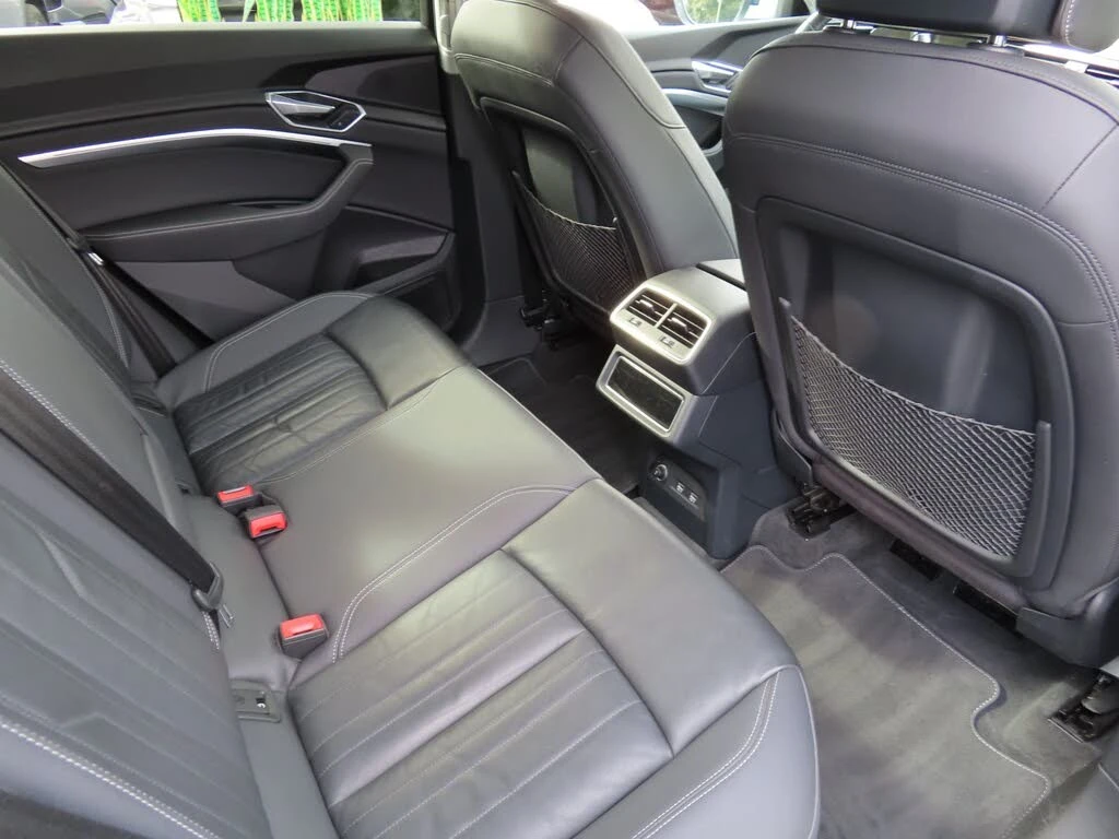 Audi E-Tron Progressiv* quattro* ����������* (���� �� ��) | Mobile.bg � ����������� 6