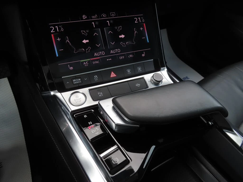 Audi E-Tron Progressiv* quattro* ����������* (���� �� ��) | Mobile.bg � ����������� 12