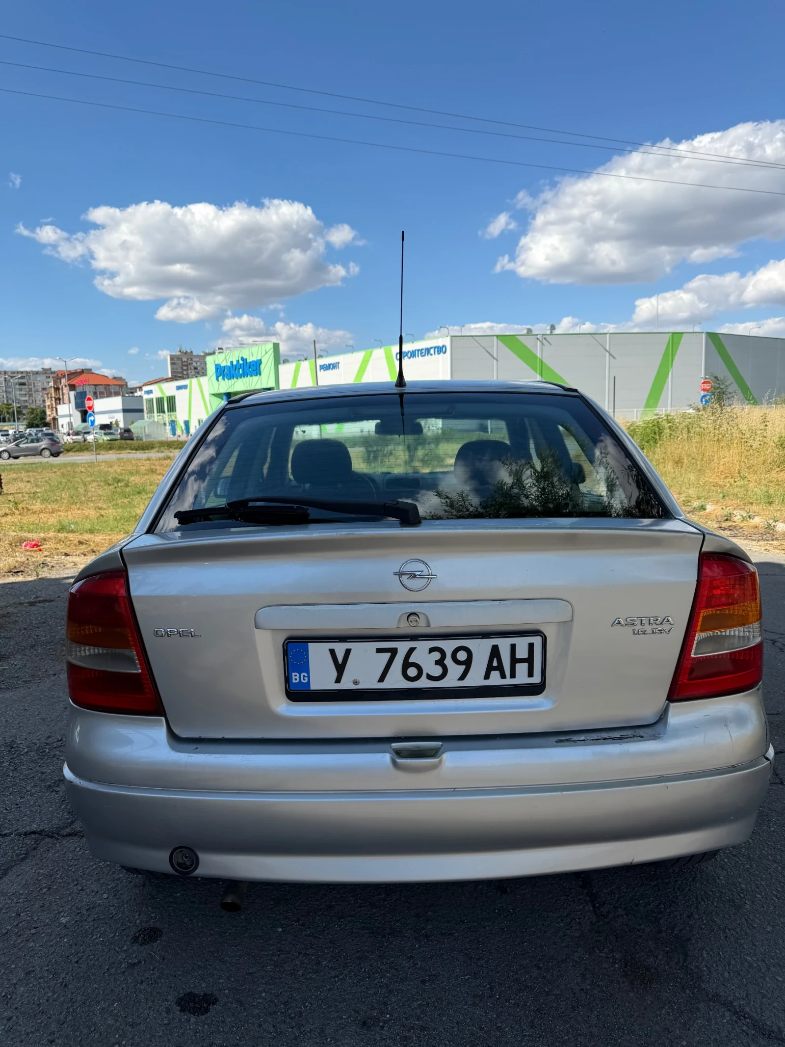 Opel Astra Газ - Климатик, снимка 4 - Автомобили и джипове - 54972229