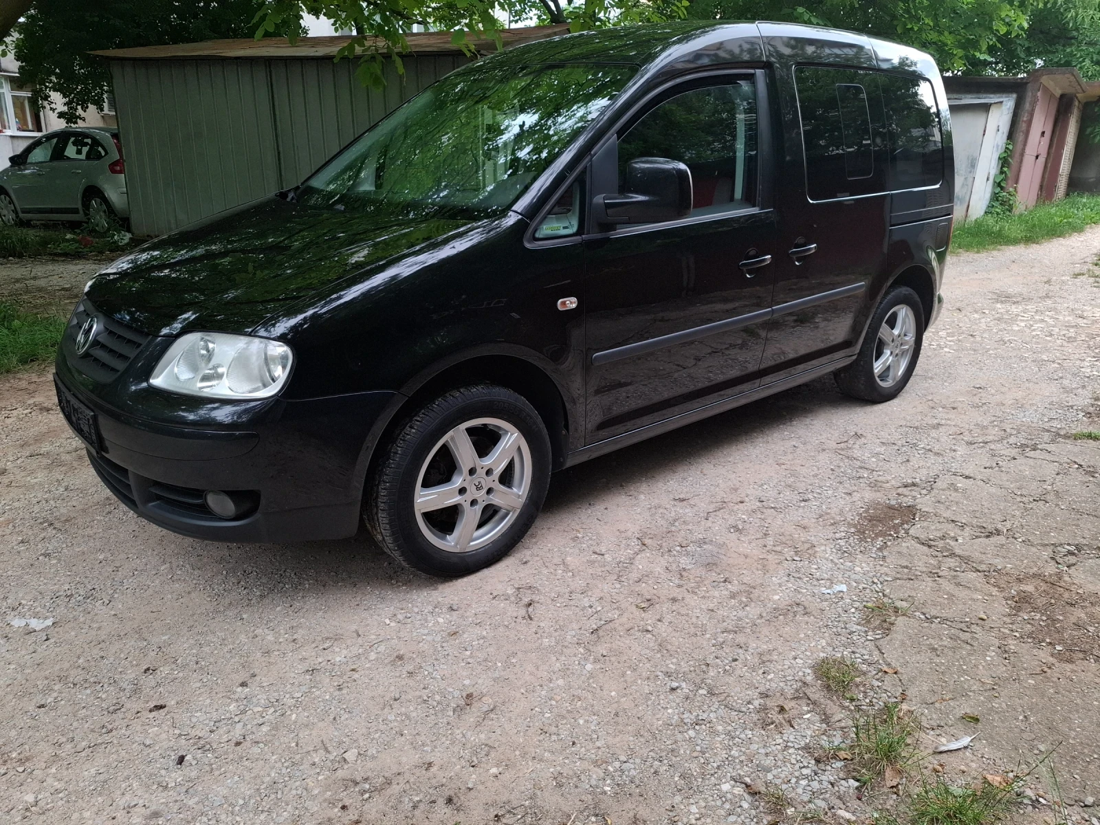 VW Caddy Life, снимка 2 - Автомобили и джипове - 55150739