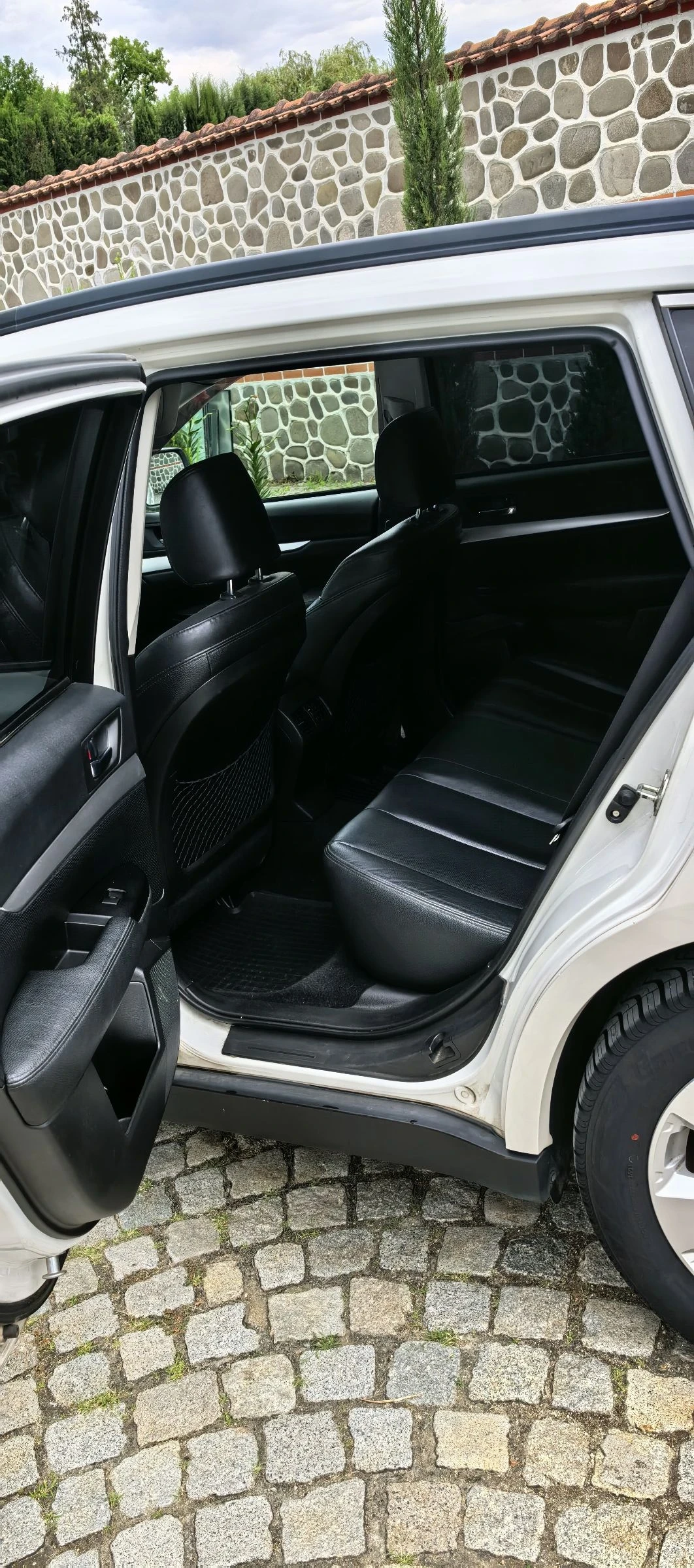 Subaru Outback 2.5, снимка 6 - Автомобили и джипове - 55163367