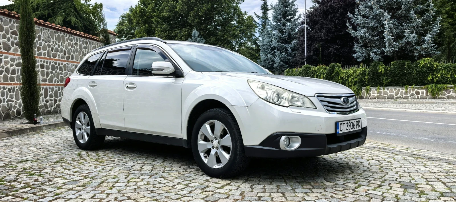 Subaru Outback 2.5, снимка 2 - Автомобили и джипове - 55163367