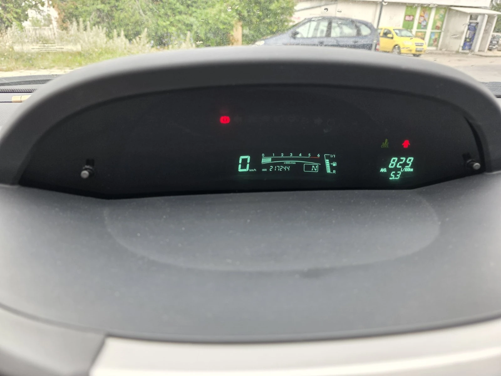 Toyota Yaris, снимка 10 - Автомобили и джипове - 55266588