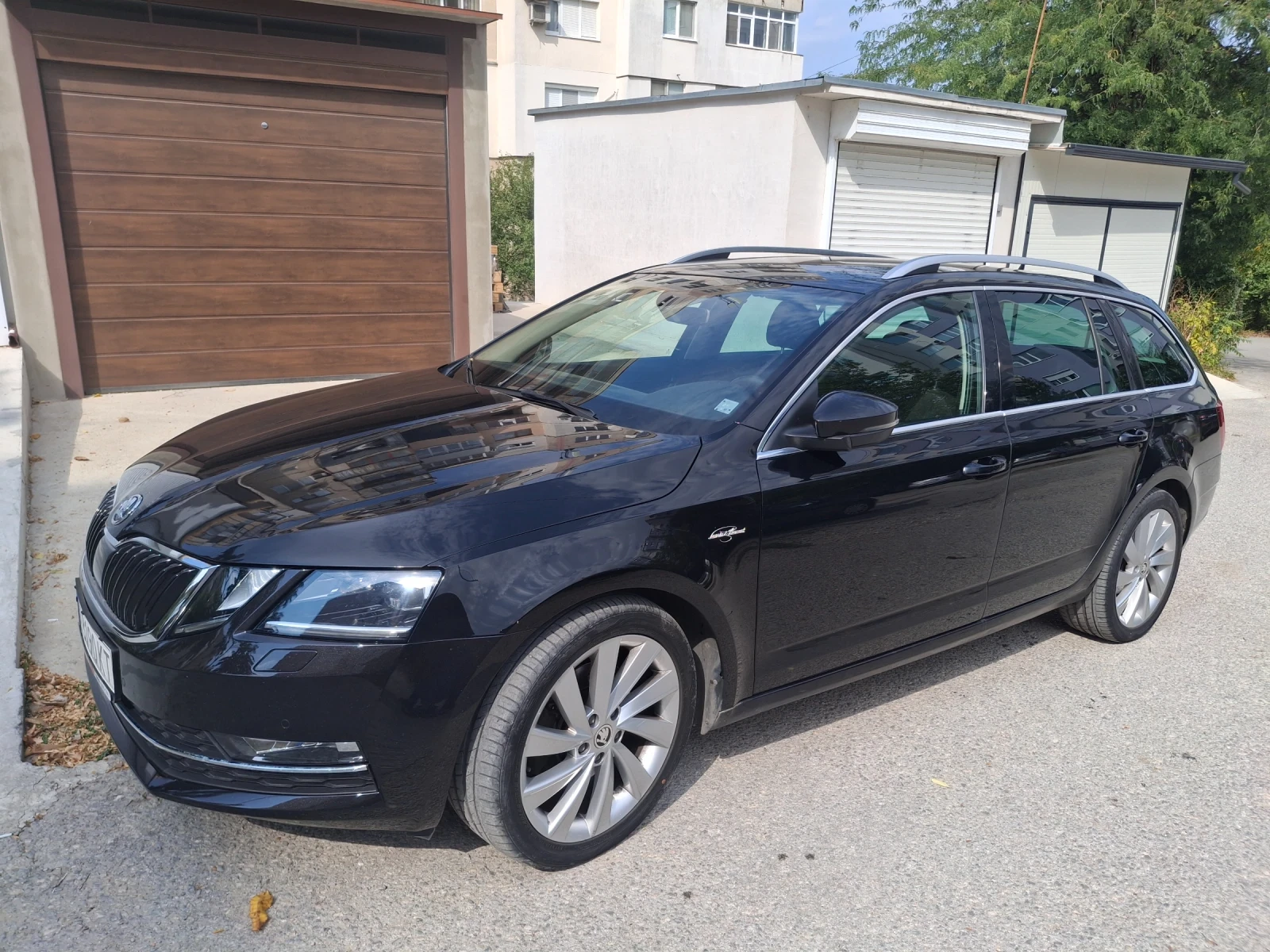 Skoda Octavia Laurin&Kleman 4?4, снимка 2 - Автомобили и джипове - 56042064