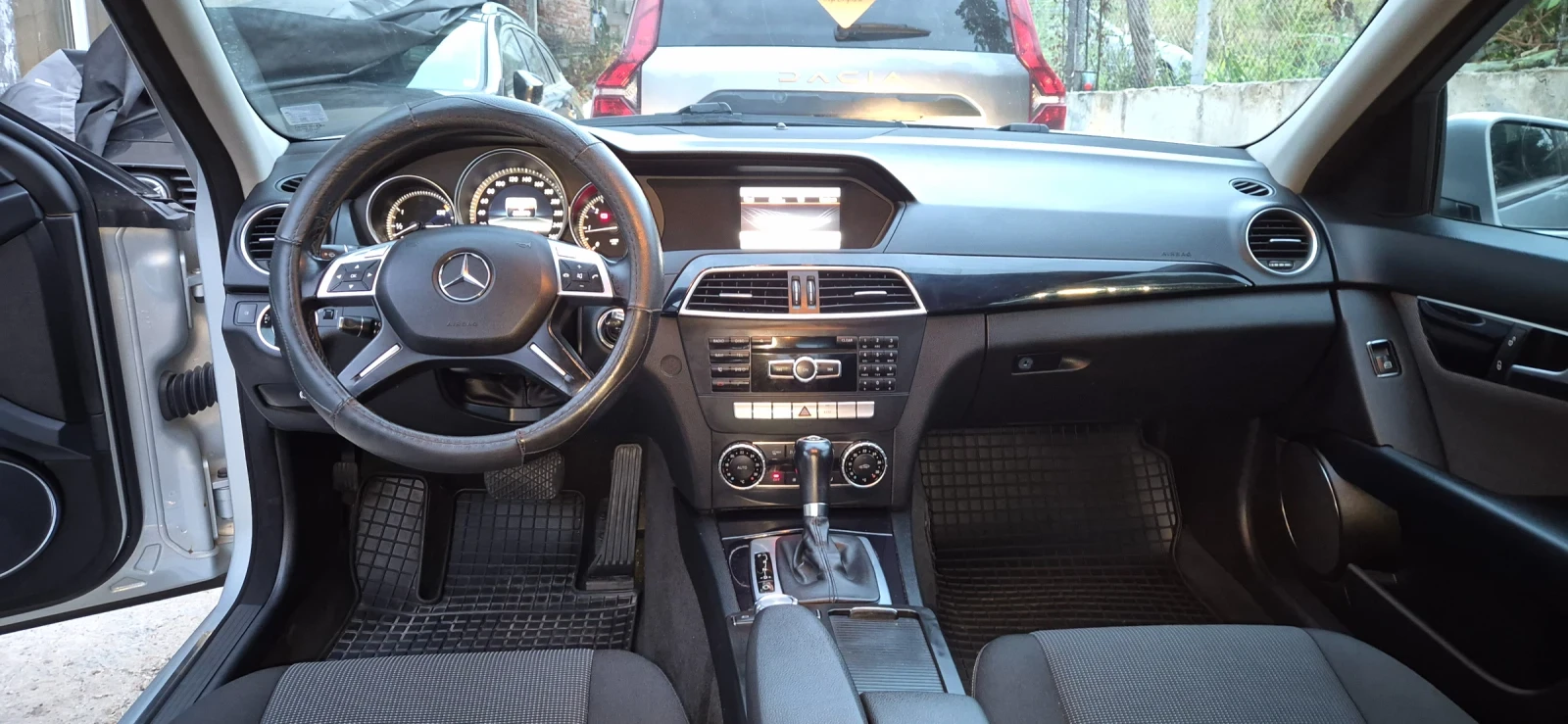 Mercedes-Benz C 180, снимка 13 - Автомобили и джипове - 56087698