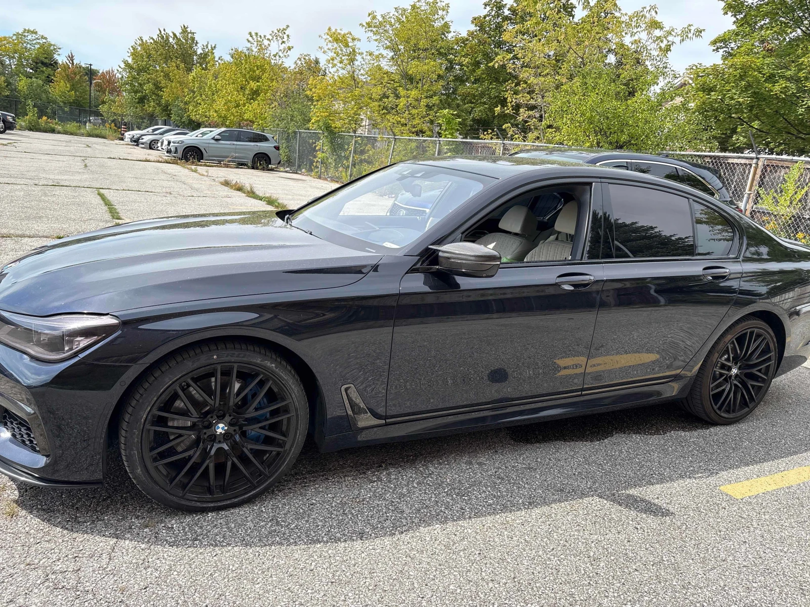 BMW 750 * 750i xDrive * CARFAX * ЦЕНА ДО БГ, снимка 2 - Автомобили и джипове - 56126765