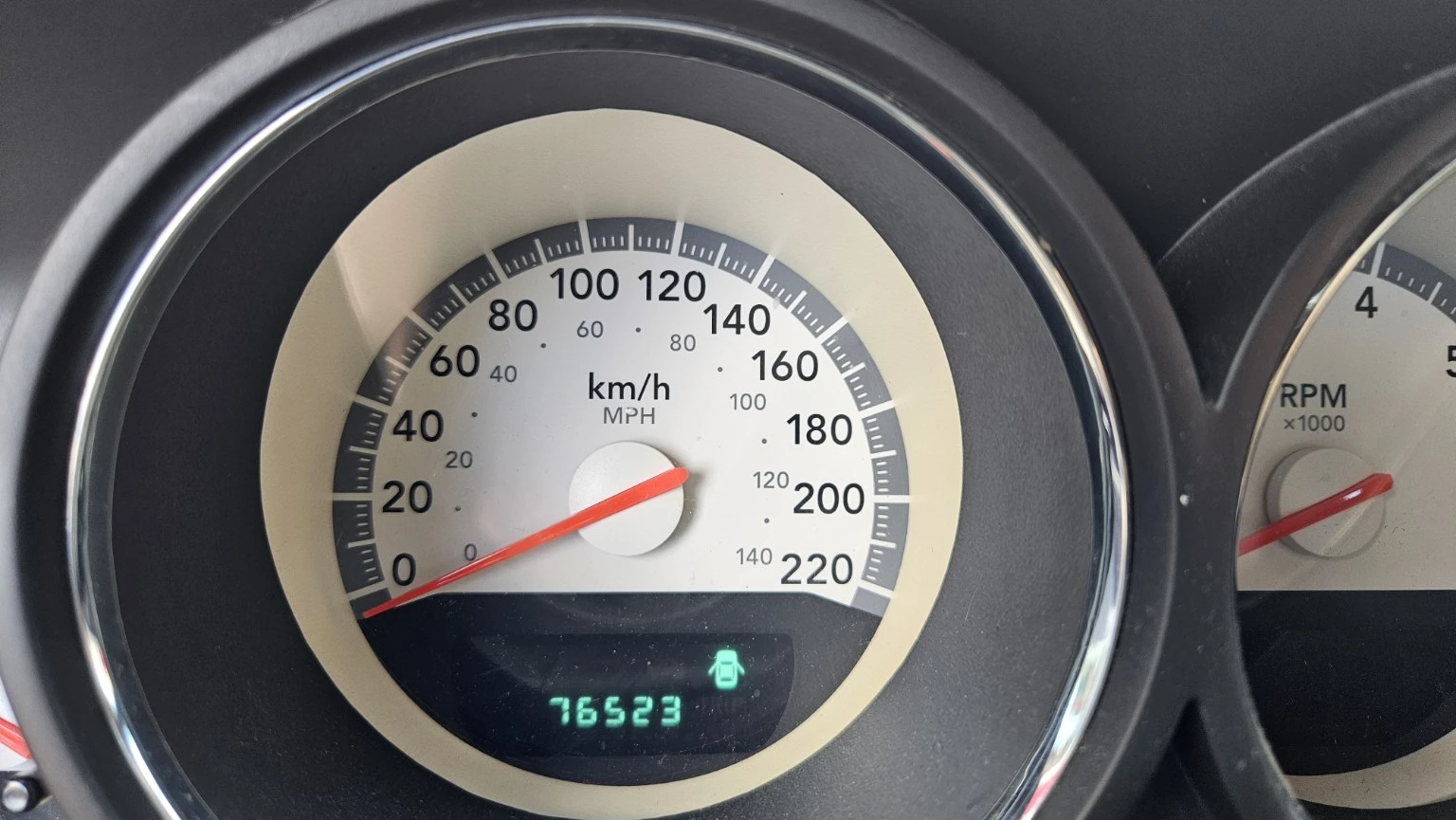 Dodge Challenger V6, снимка 9 - Автомобили и джипове - 56654896