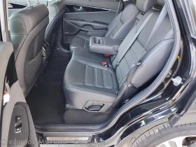 Kia Sorento 4x4 Platinum Edition 2.2 CRDi (200hp) AT8, снимка 13