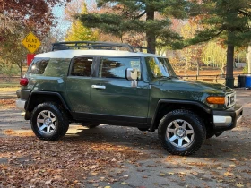 Toyota Fj cruiser СЕРВИЗНА ИСТОРИЯ | РЕАЛНИ КИЛОМЕТРИ | , снимка 8