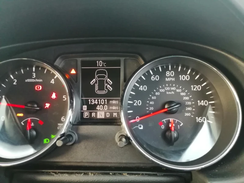 Nissan Qashqai, снимка 2 - Автомобили и джипове - 51923624