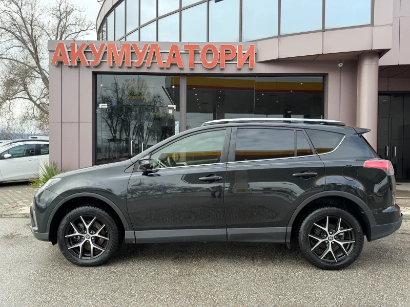 Toyota Rav4 2.0D4D-FACE-NAVI-КОЖА-143к.с, снимка 3 - Автомобили и джипове - 53234891