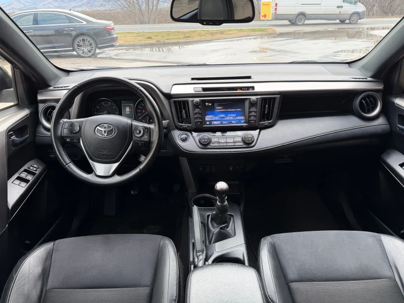Toyota Rav4 2.0D4D-FACE-NAVI-КОЖА-143к.с, снимка 11 - Автомобили и джипове - 53234891
