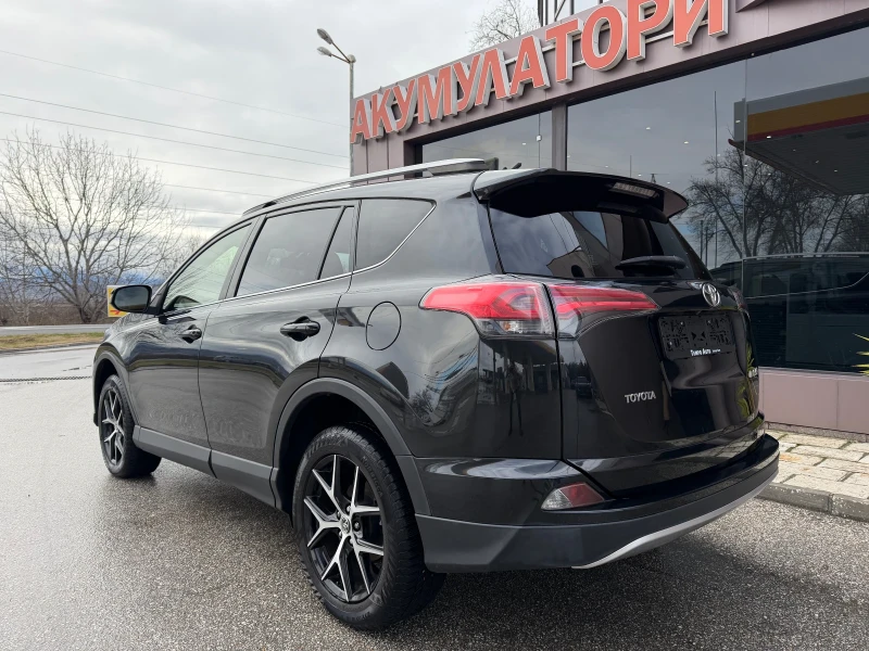 Toyota Rav4 2.0D4D-FACE-NAVI-КОЖА-143к.с, снимка 4 - Автомобили и джипове - 53234891