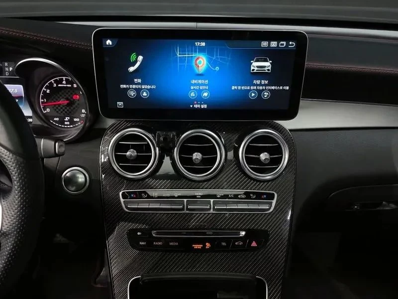 Mercedes-Benz GLC 43 AMG, снимка 13 - Автомобили и джипове - 56690349