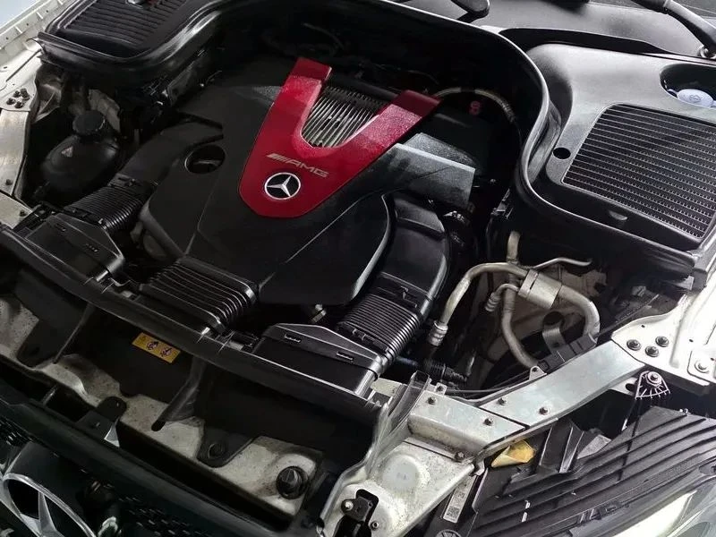 Mercedes-Benz GLC 43 AMG, снимка 5 - Автомобили и джипове - 56690349