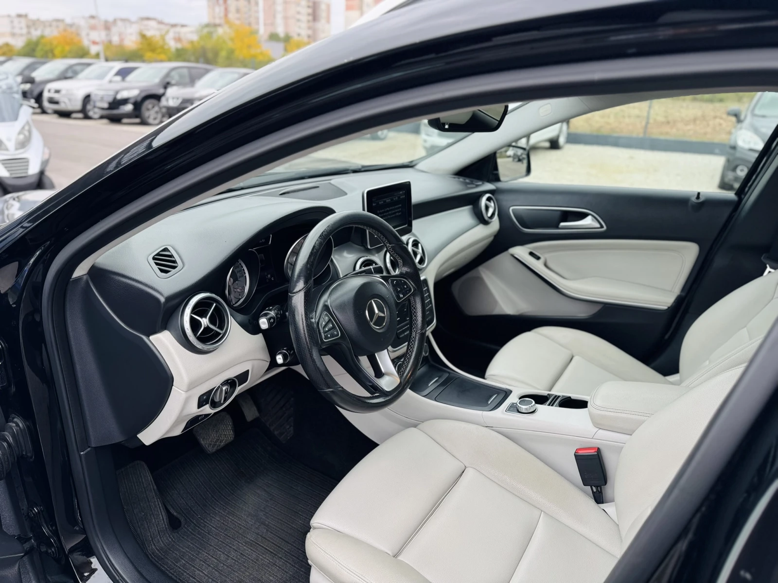 Mercedes-Benz GLA 200 200 | Mobile.bg — изображение 9