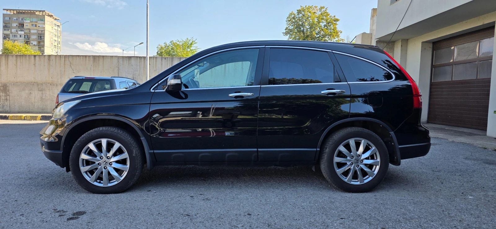 Honda Cr-v 2.0i * FACELIFT* * AVTOMAT* * EXECUTIVE* ШВЕЙЦАРИЯ, снимка 7 - Автомобили и джипове - 56191809