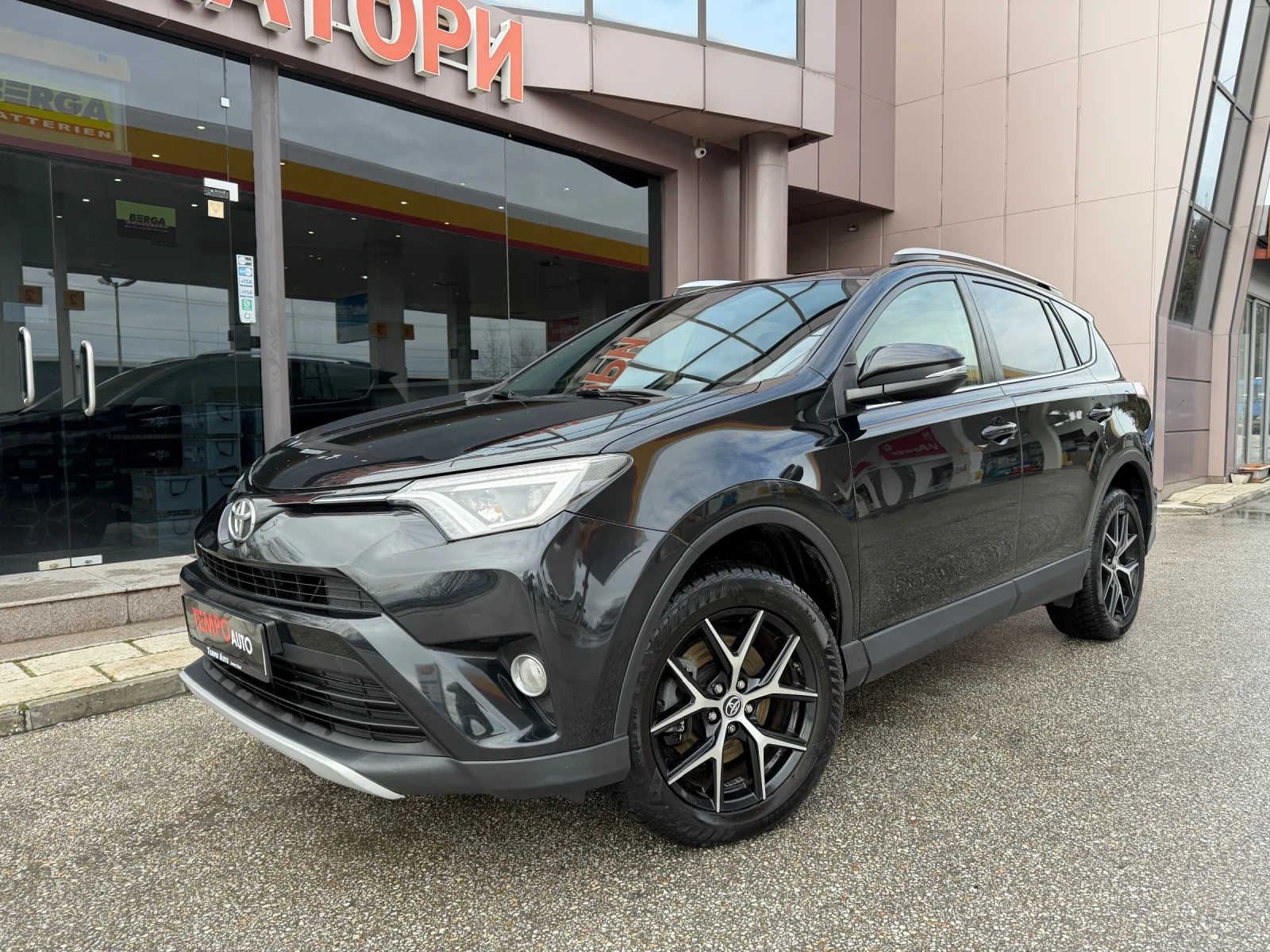 Toyota Rav4 2.0D4D-FACE-NAVI-����-143�.� | Mobile.bg � ����������� 2