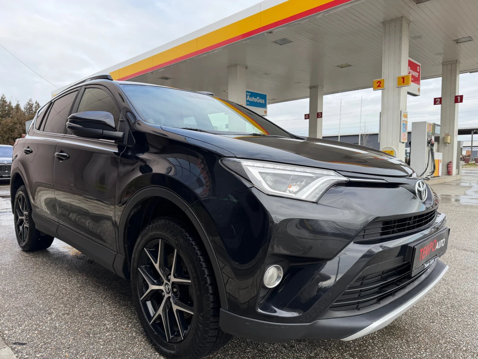 Toyota Rav4 2.0D4D-FACE-NAVI-����-143�.� | Mobile.bg � ����������� 7