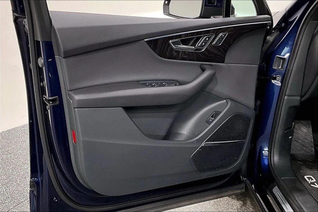 Audi Q7 2021| TECHNIK| MATRIX| DISTRONIK| B&O| PANO| HEAD-, снимка 15 - Автомобили и джипове - 53817036