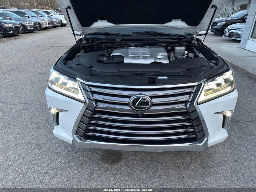 Lexus LX 570 5.7 V8 * 7 МЕСТА * СЕРВИЗНА ИСТОРИЯ , снимка 9 - Автомобили и джипове - 54141584