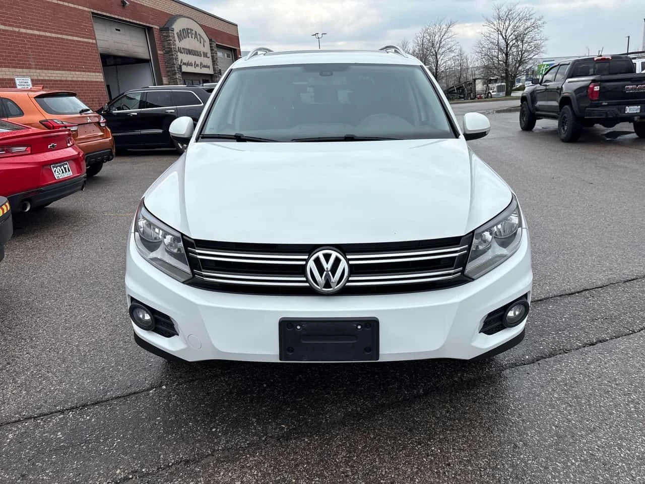 VW Tiguan * Comfortline * PANO* KEYLESS* ПОДГРЕВ* , снимка 6 - Автомобили и джипове - 54383027