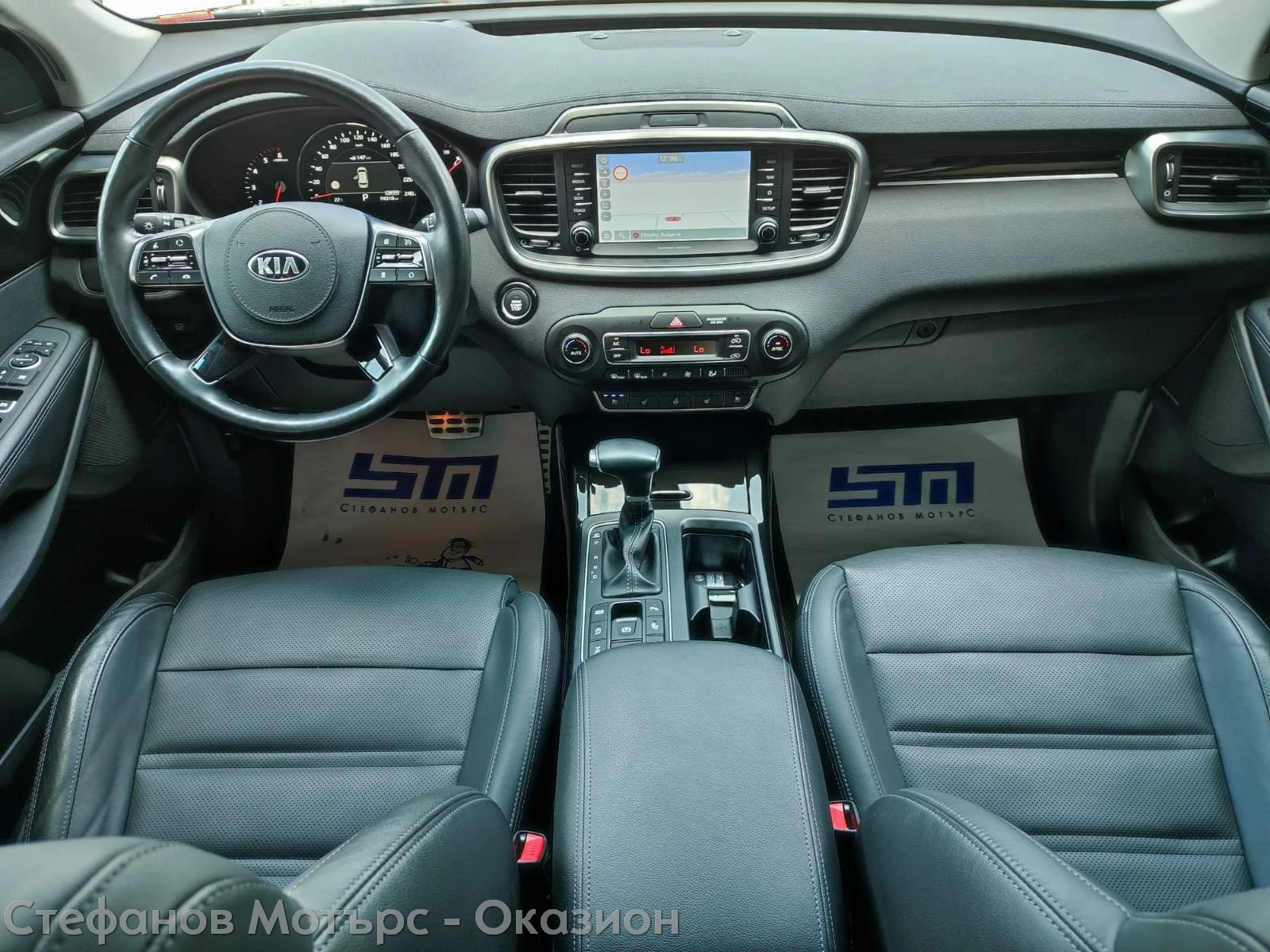 Kia Sorento 4x4 Platinum Edition 2.2 CRDi (200hp) AT8, снимка 11 - Автомобили и джипове - 54791479