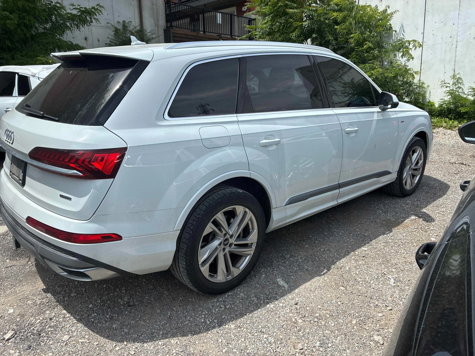 Audi Q7 Komfort* 2 КЛЮЧА * ПАНОРАМА * CARFAX * АВТО КРЕДИТ, снимка 4 - Автомобили и джипове - 55218352