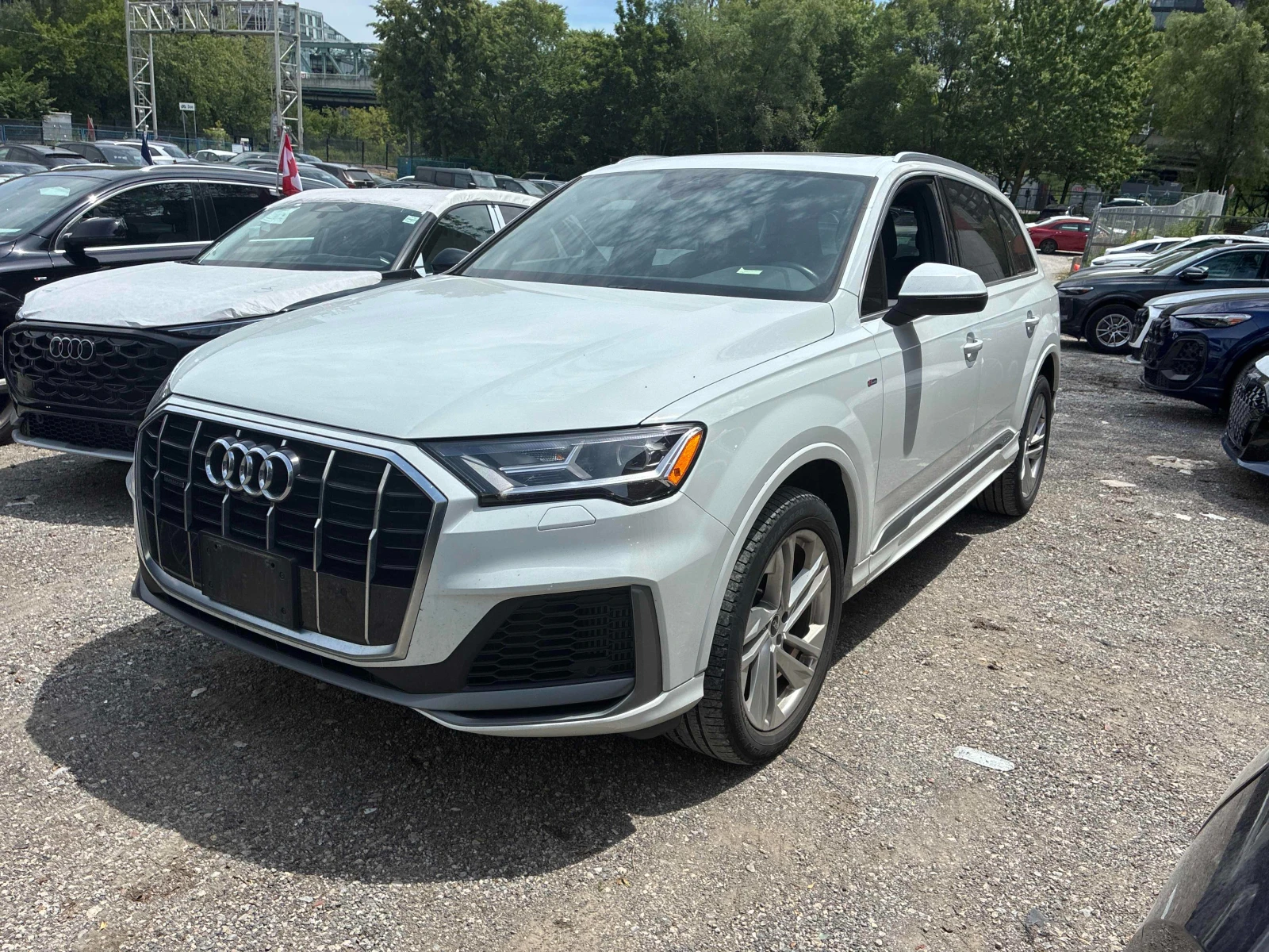Audi Q7 Komfort* 2 КЛЮЧА * ПАНОРАМА * CARFAX * АВТО КРЕДИТ