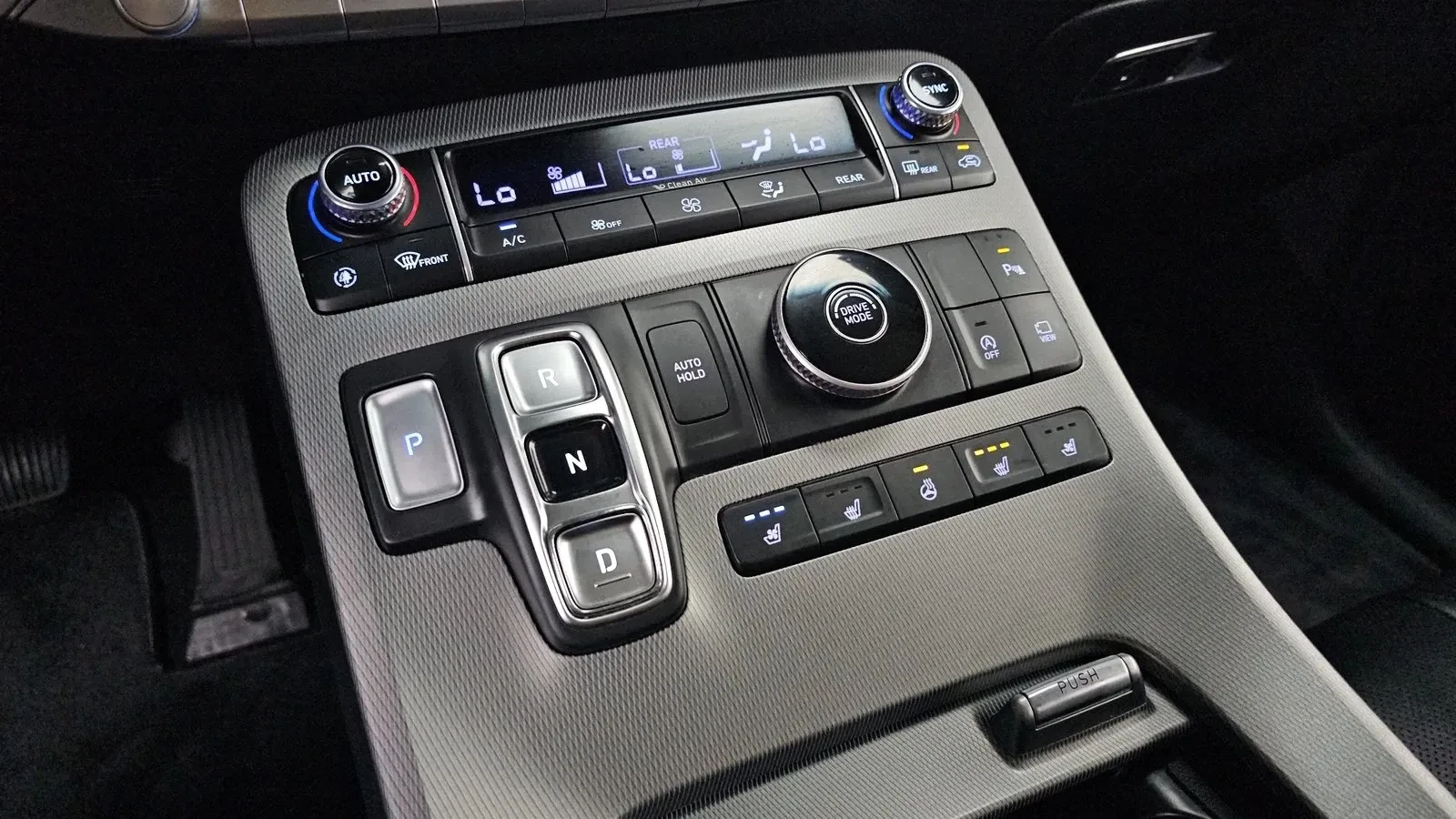 Hyundai Palisade 3.8* ОБДУХВАНЕ* KEYLESS* ПОДГРЕВ ВОЛАН* , снимка 2 - Автомобили и джипове - 55370744