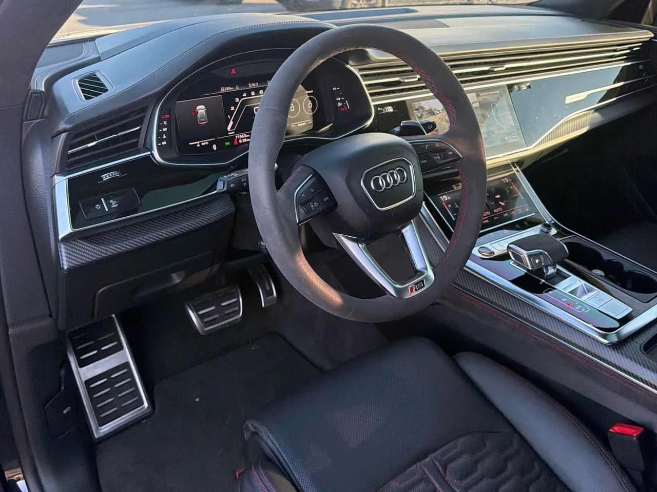 Audi RSQ8 * 4.0 TFSI quattro * CARFAX * , снимка 5 - Автомобили и джипове - 55592228