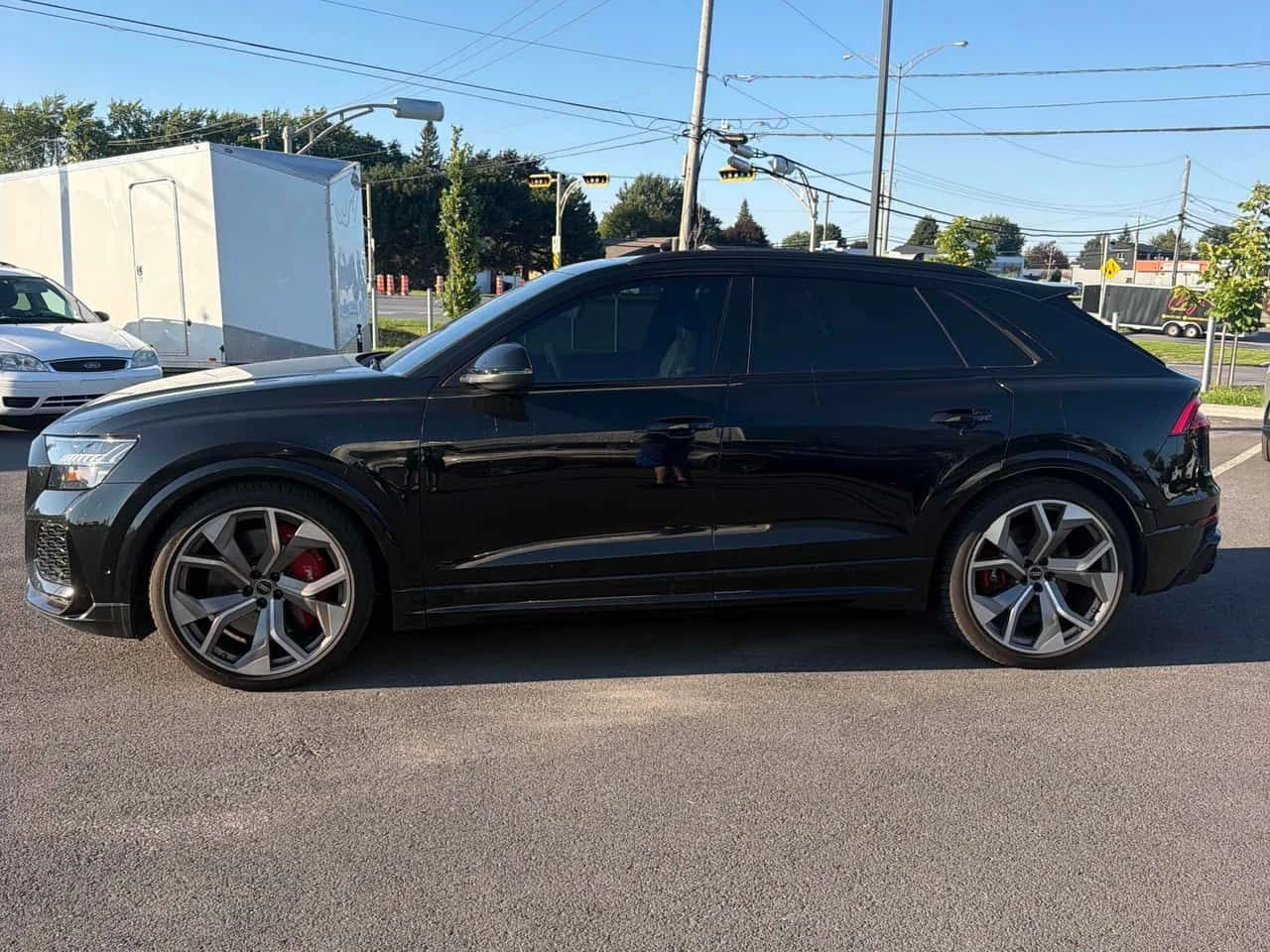 Audi RSQ8 * 4.0 TFSI quattro * CARFAX * , снимка 2 - Автомобили и джипове - 55592228