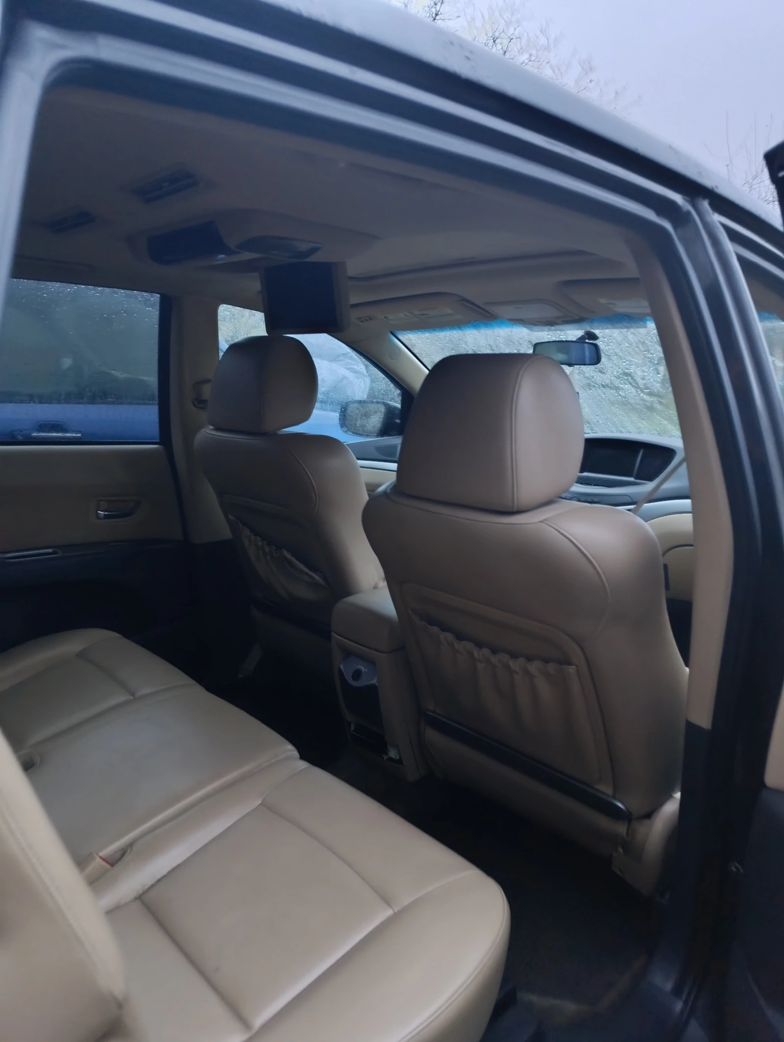 Subaru B9 tribeca, снимка 10 - Автомобили и джипове - 56239564