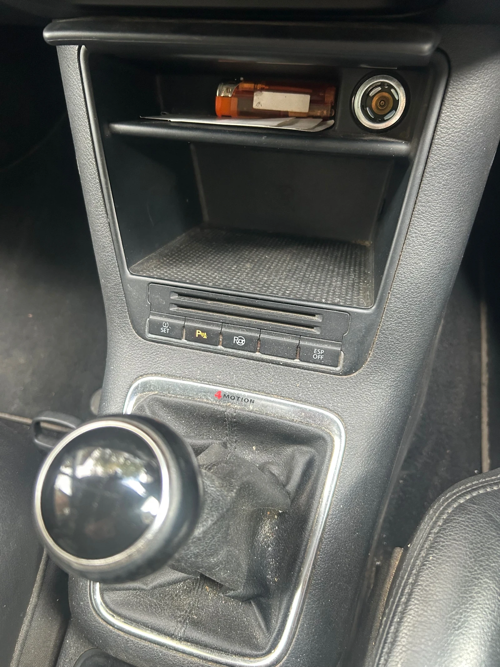 VW Tiguan Vw tiguan sport 4x4, снимка 9 - Автомобили и джипове - 56313347