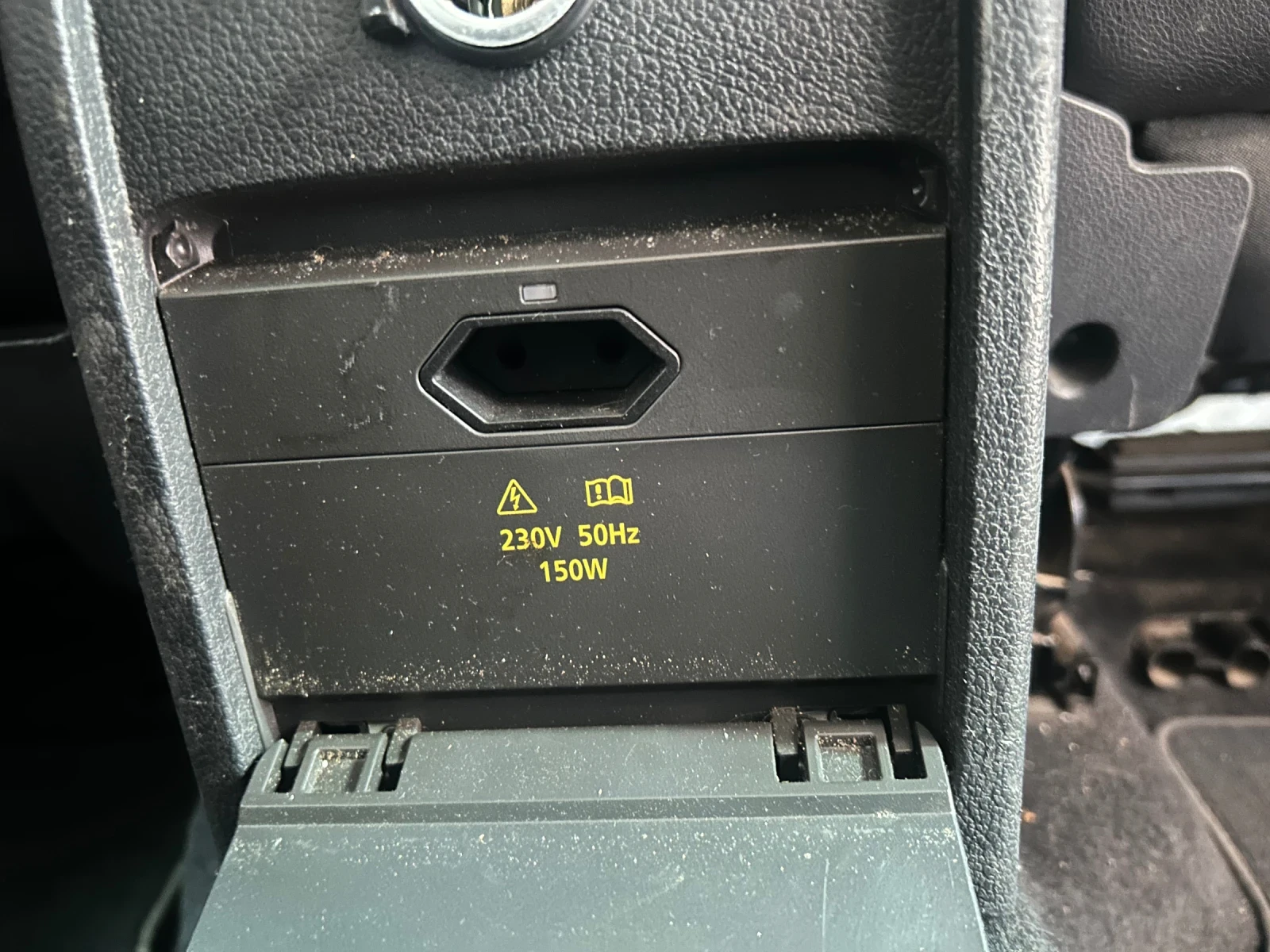 VW Tiguan Vw tiguan sport 4x4, снимка 11 - Автомобили и джипове - 56313347