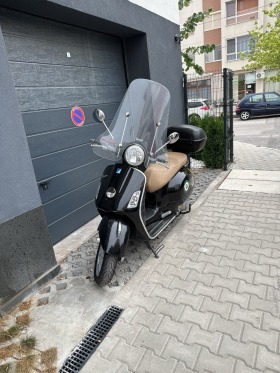 Vespa GTS 300ie, снимка 1 - Мотоциклети и мототехника - 45626979