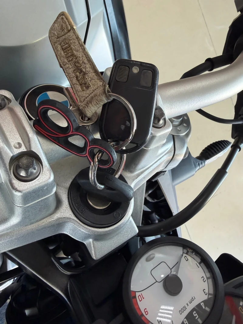 BMW F F800R, снимка 12 - Мотоциклети и мототехника - 53536043