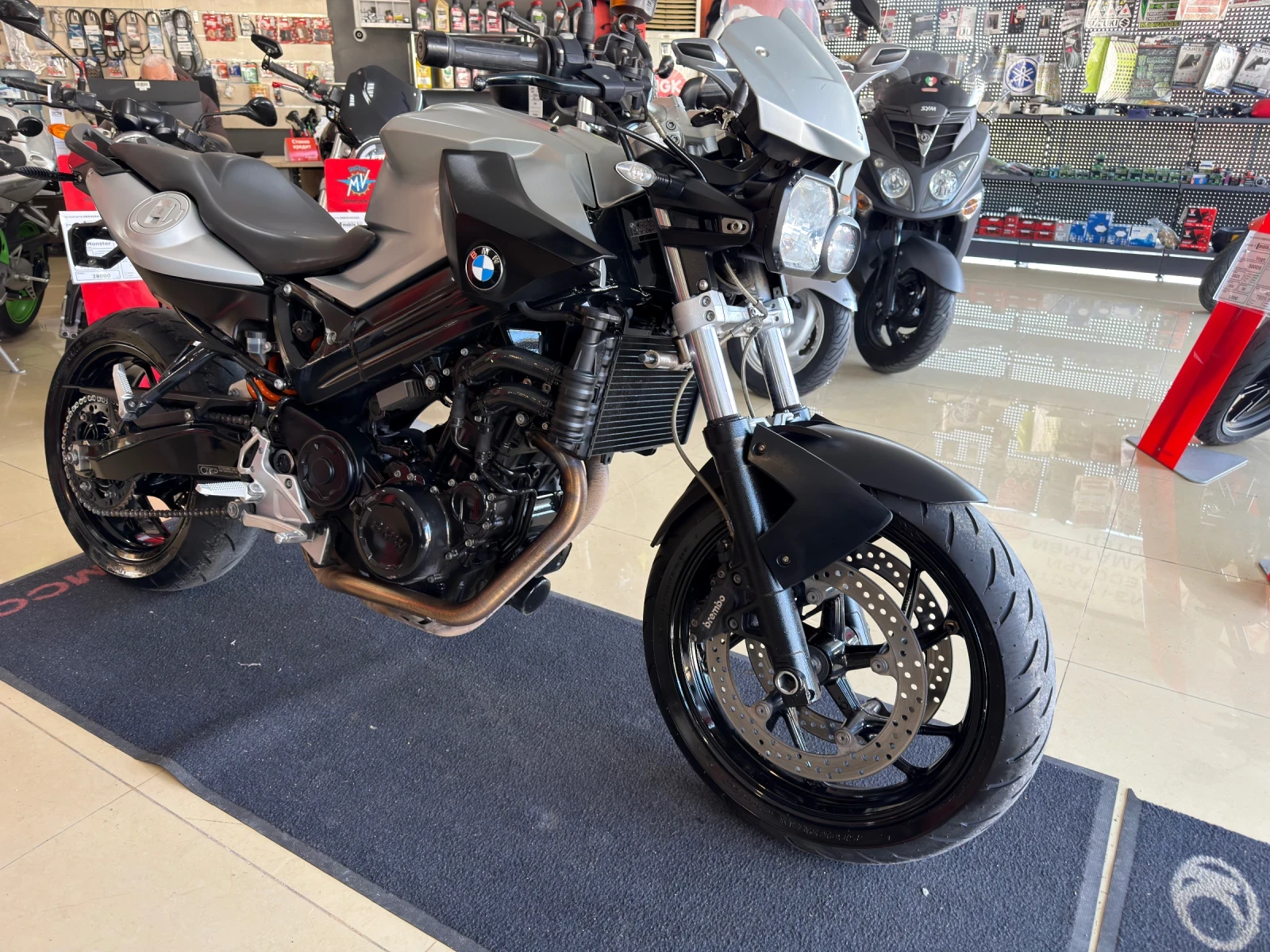 BMW F F800R - изображение 2