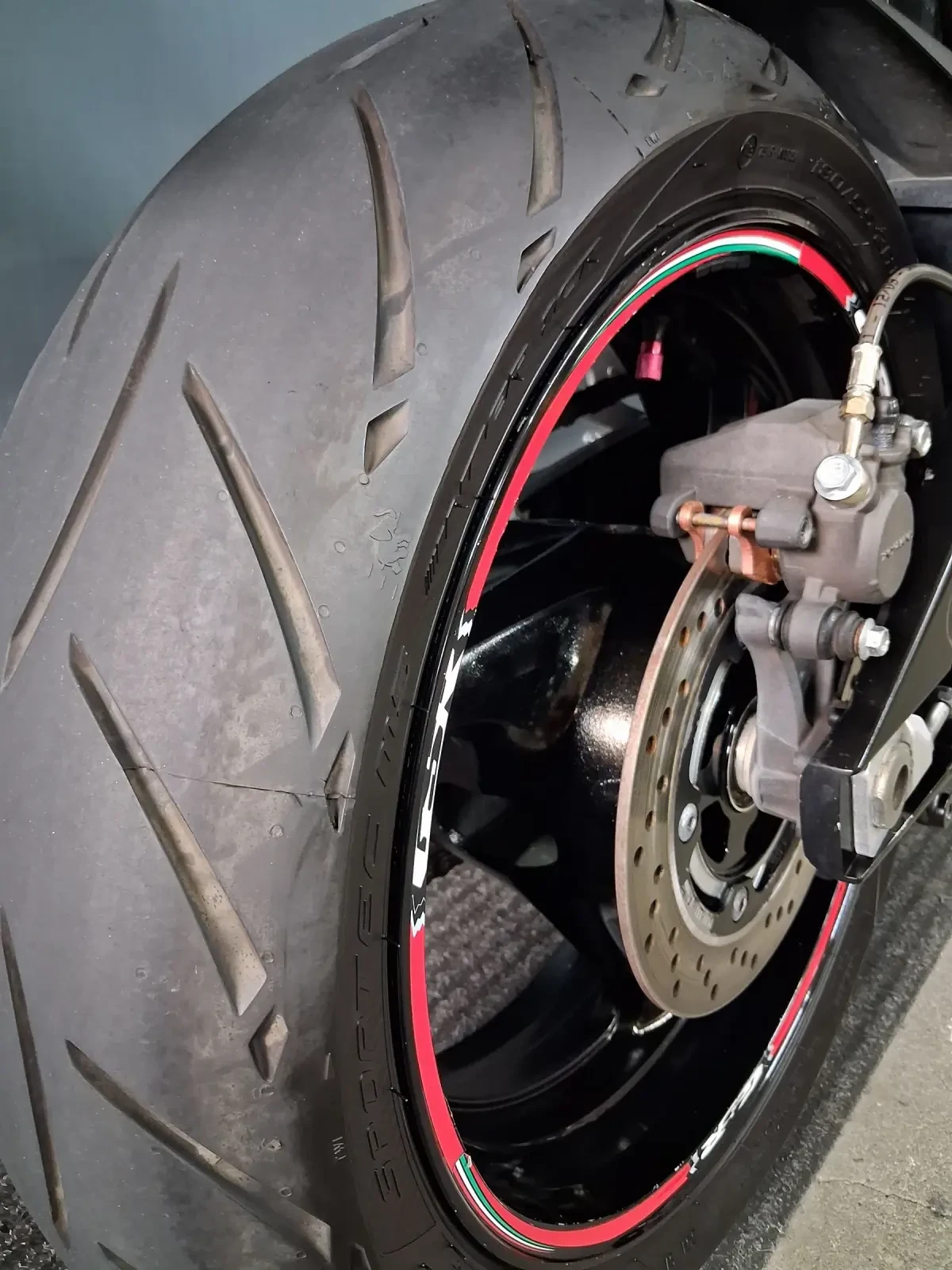 Suzuki Gsr 600i YOSHIMURA, снимка 14 - Мотоциклети и мототехника - 55327175