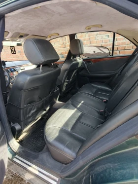 Mercedes-Benz E 200, снимка 6