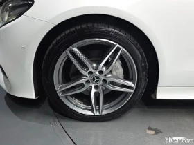 Mercedes-Benz E 220 E220d Coupe, снимка 5