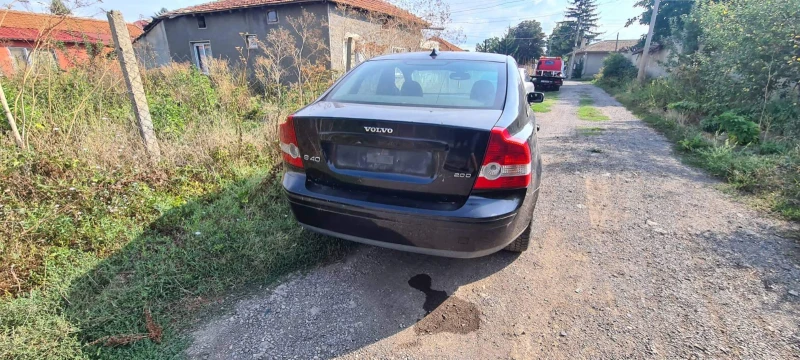 Volvo S40 2.0 дизел на части , снимка 6 - Автомобили и джипове - 37923840