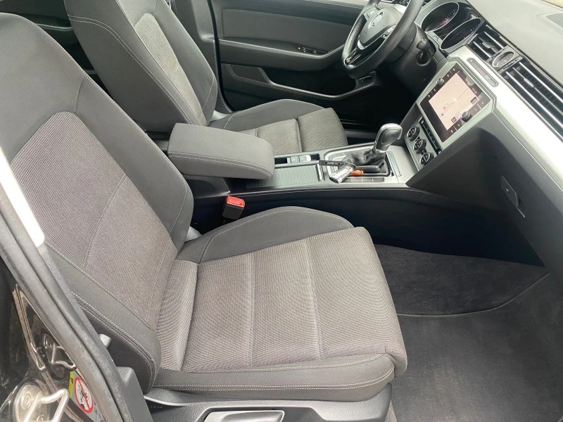 VW Passat 2.0 TDI , снимка 11 - Автомобили и джипове - 39499743