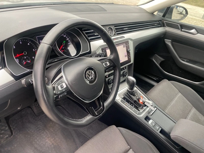 VW Passat 2.0 TDI , снимка 10 - Автомобили и джипове - 39499743