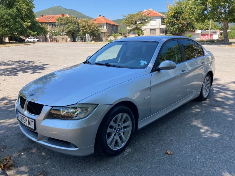 BMW 318, снимка 2 - Автомобили и джипове - 46935911