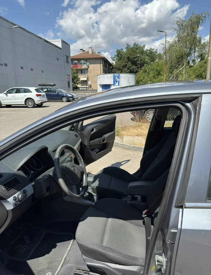 Opel Astra, снимка 7 - Автомобили и джипове - 48101312